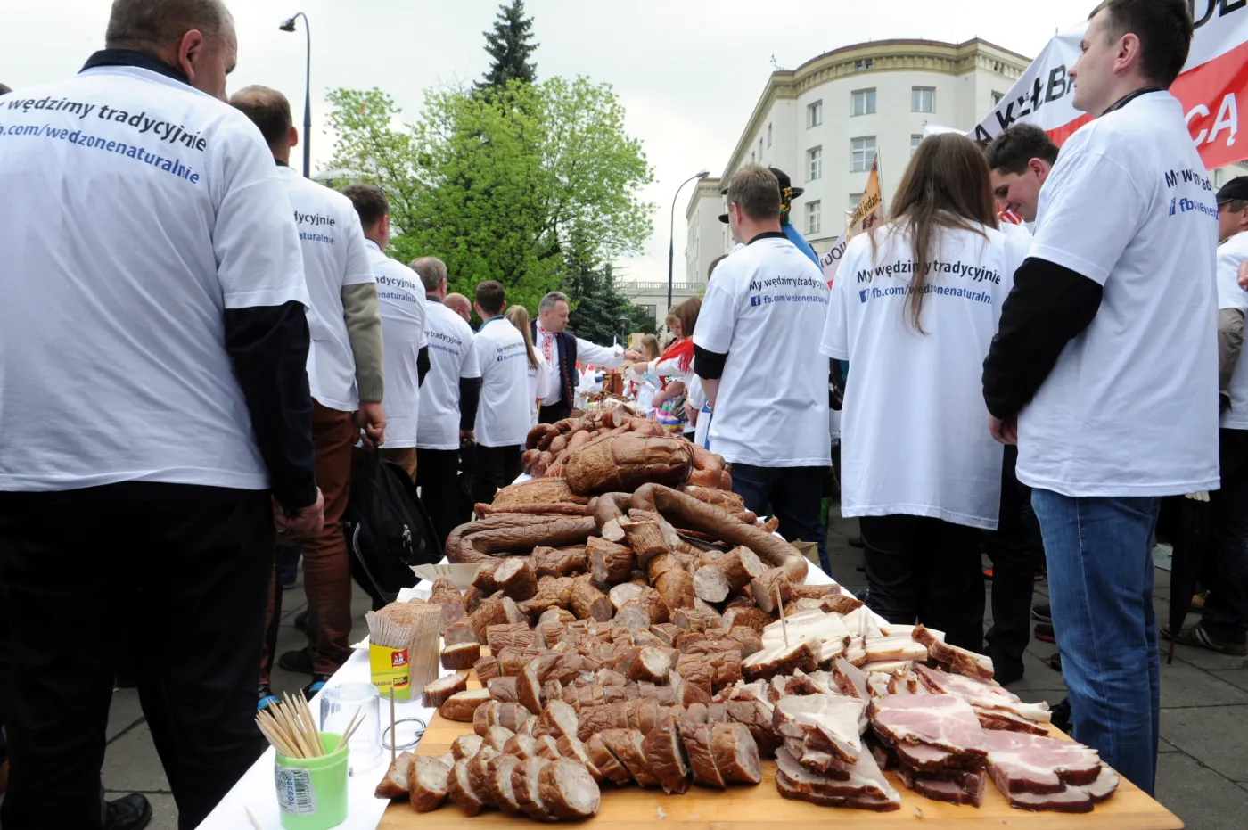 6256026-protest-producentow-wedzonych.jpg