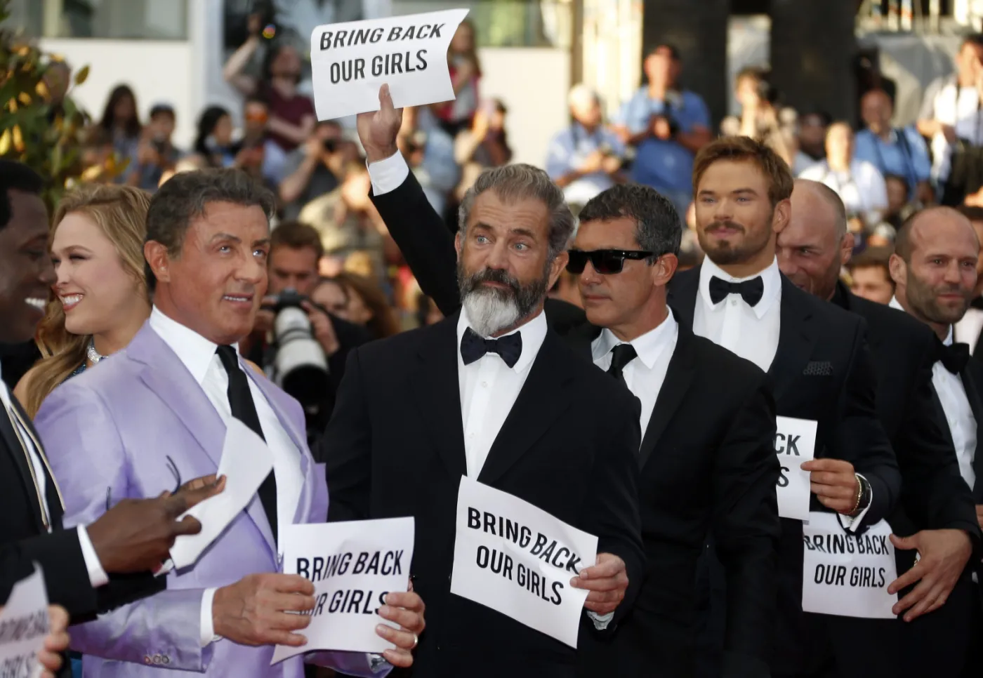 6304216-sylvester-stallone-mel-gibson.jpg