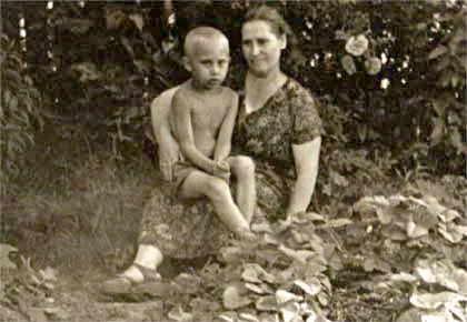 6037082-wladimir-putin-z-matka-maria.jpg