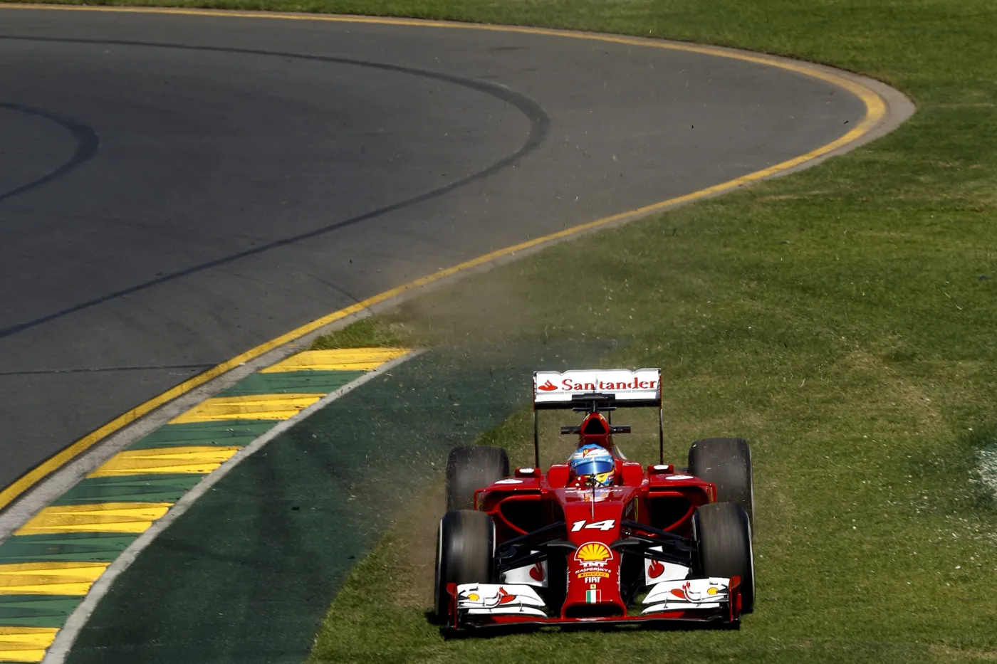 6051944-3-fernando-alonso-ferrari-1.jpg