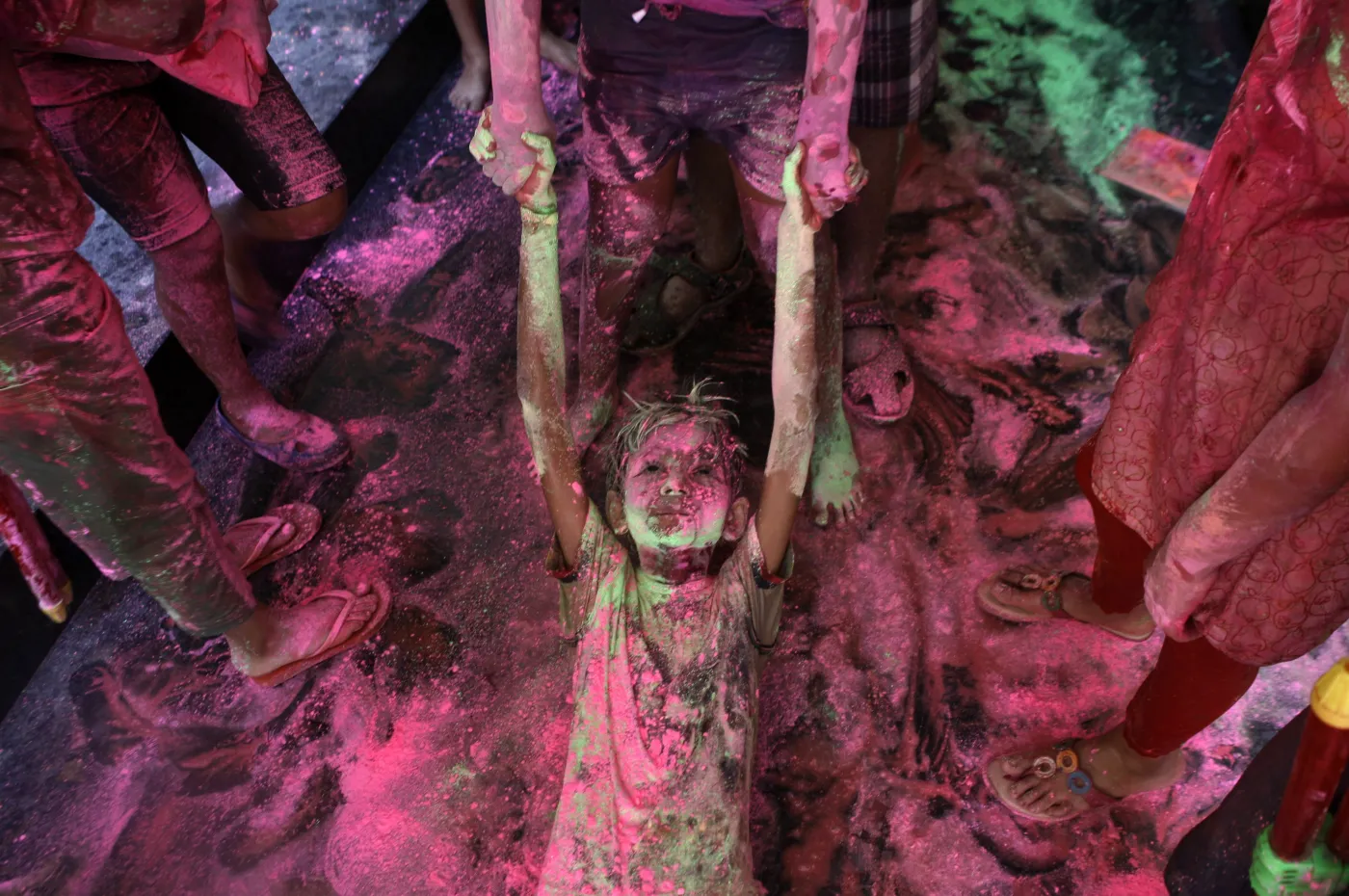 6070283-festiwal-kolorow-holi-indie.jpg