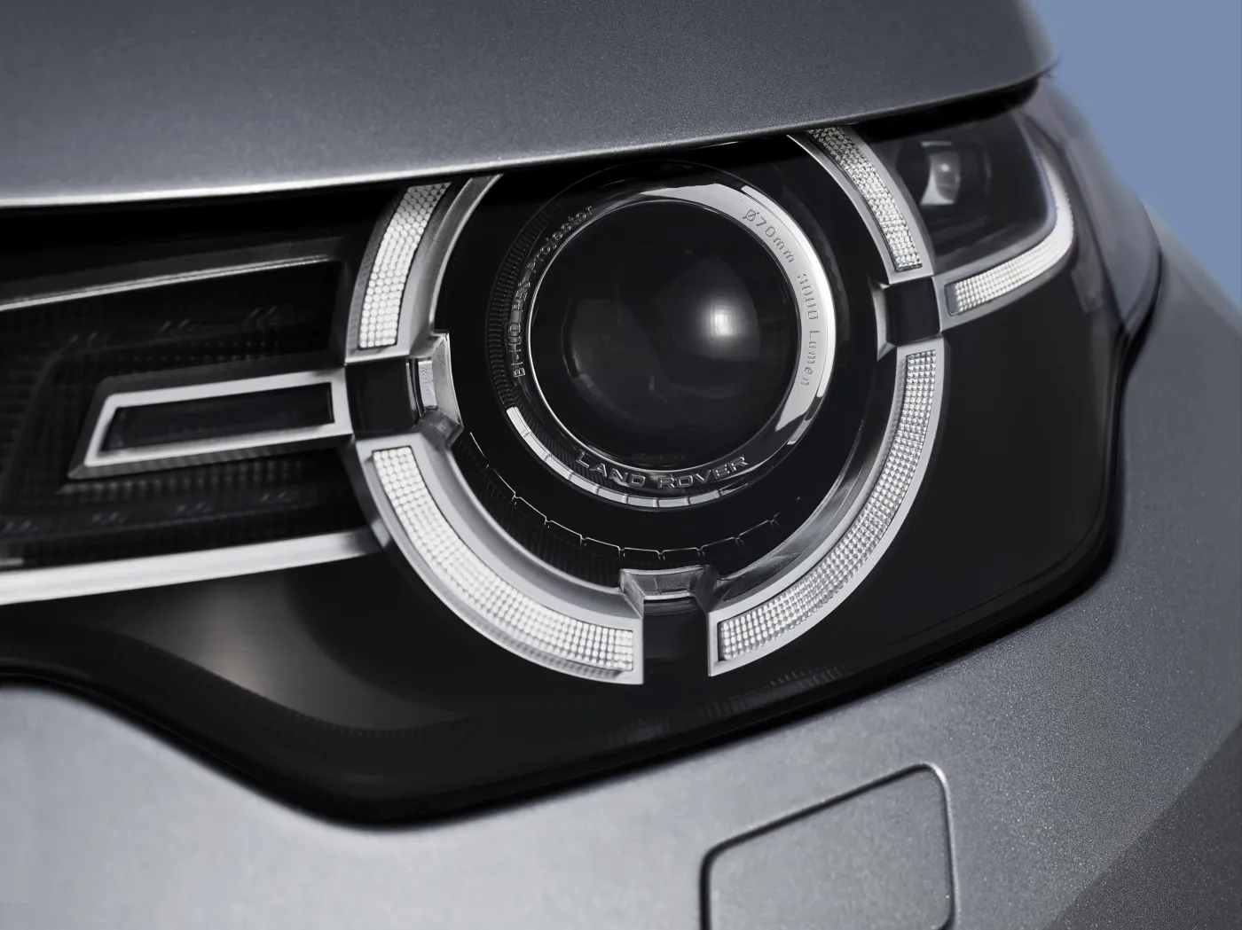 Nowy Land Rover Discovery Sport. Nowy SUV wjeżdża na rynek. Zobacz pierwsze ZDJĘCIA i WIDEO