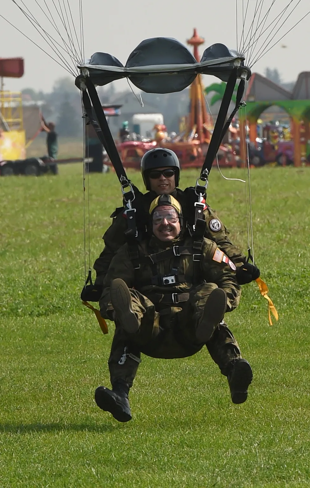 6774643-amerykanski-ambasador-stephen.jpg
