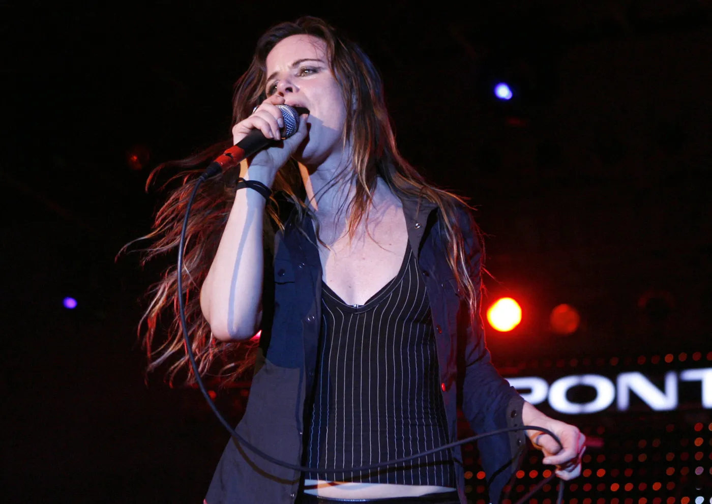 6516148-juliette-lewis-and-the-licks.jpg