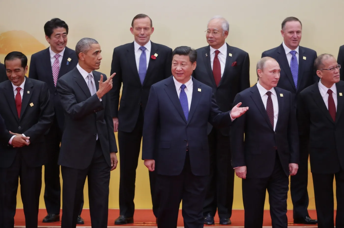 7048019-wladimir-putin-i-barack-obama.jpg