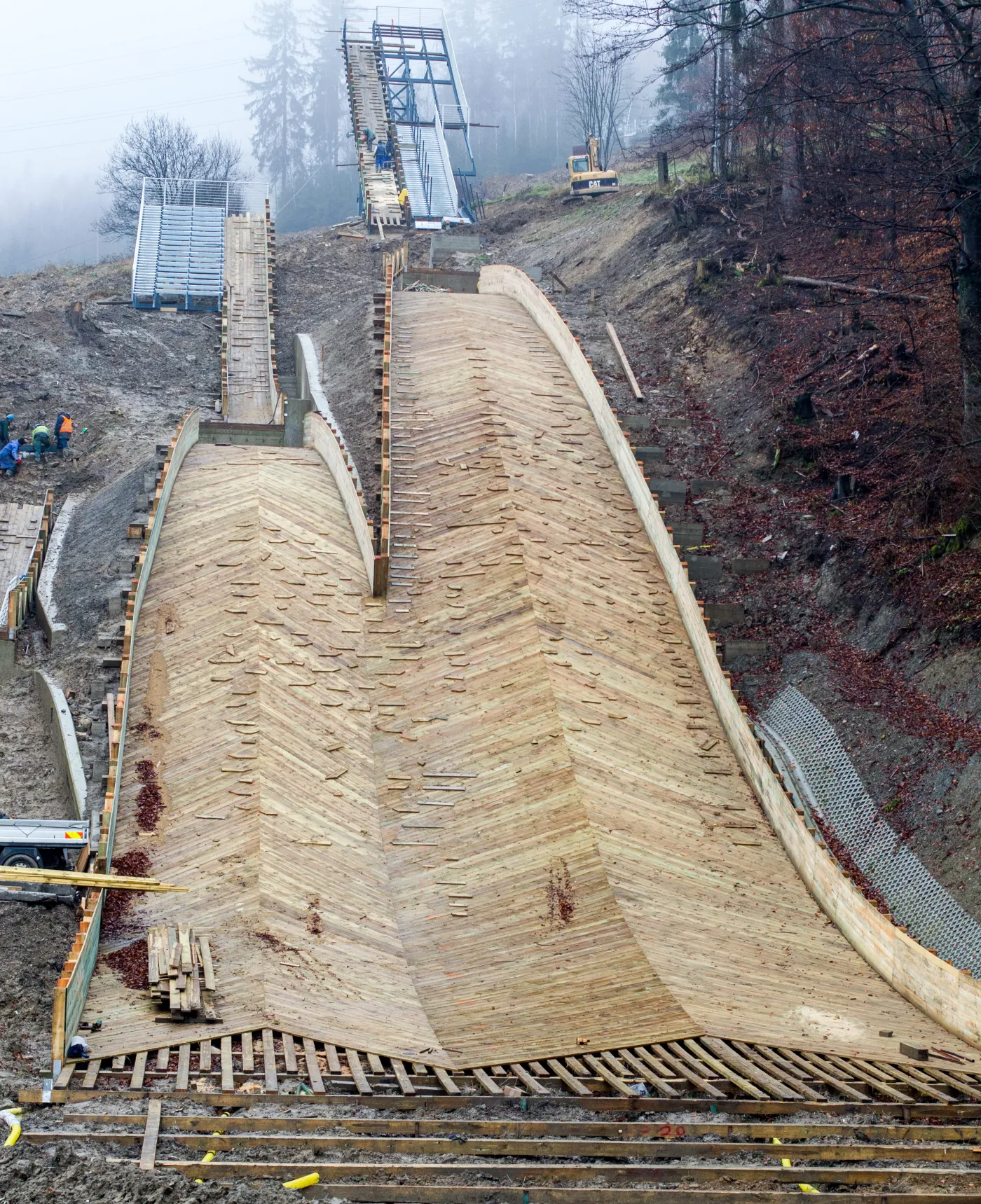 7092730-skocznie-narciarskie-w-wisle.jpg