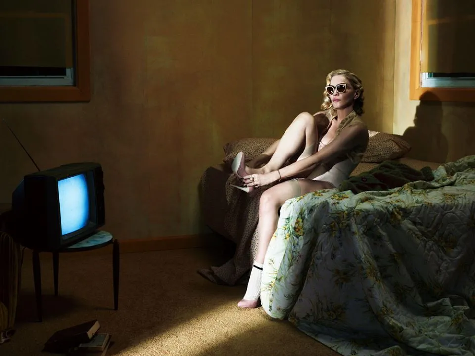 7166128-madonna-w-magazynie-interview.jpg