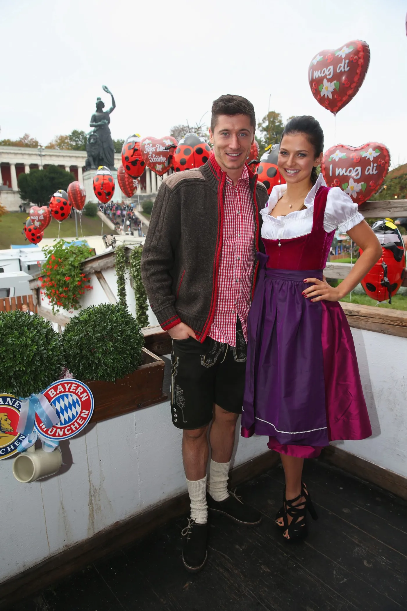 6899291-lewandowscy-na-oktoberfest.jpg