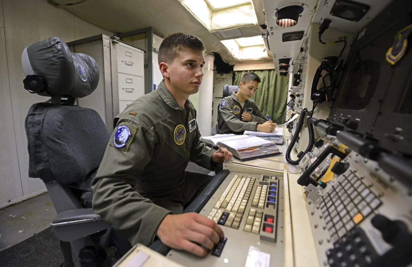 6905933-bron-atomowa-usa-baza-rakiety.jpg