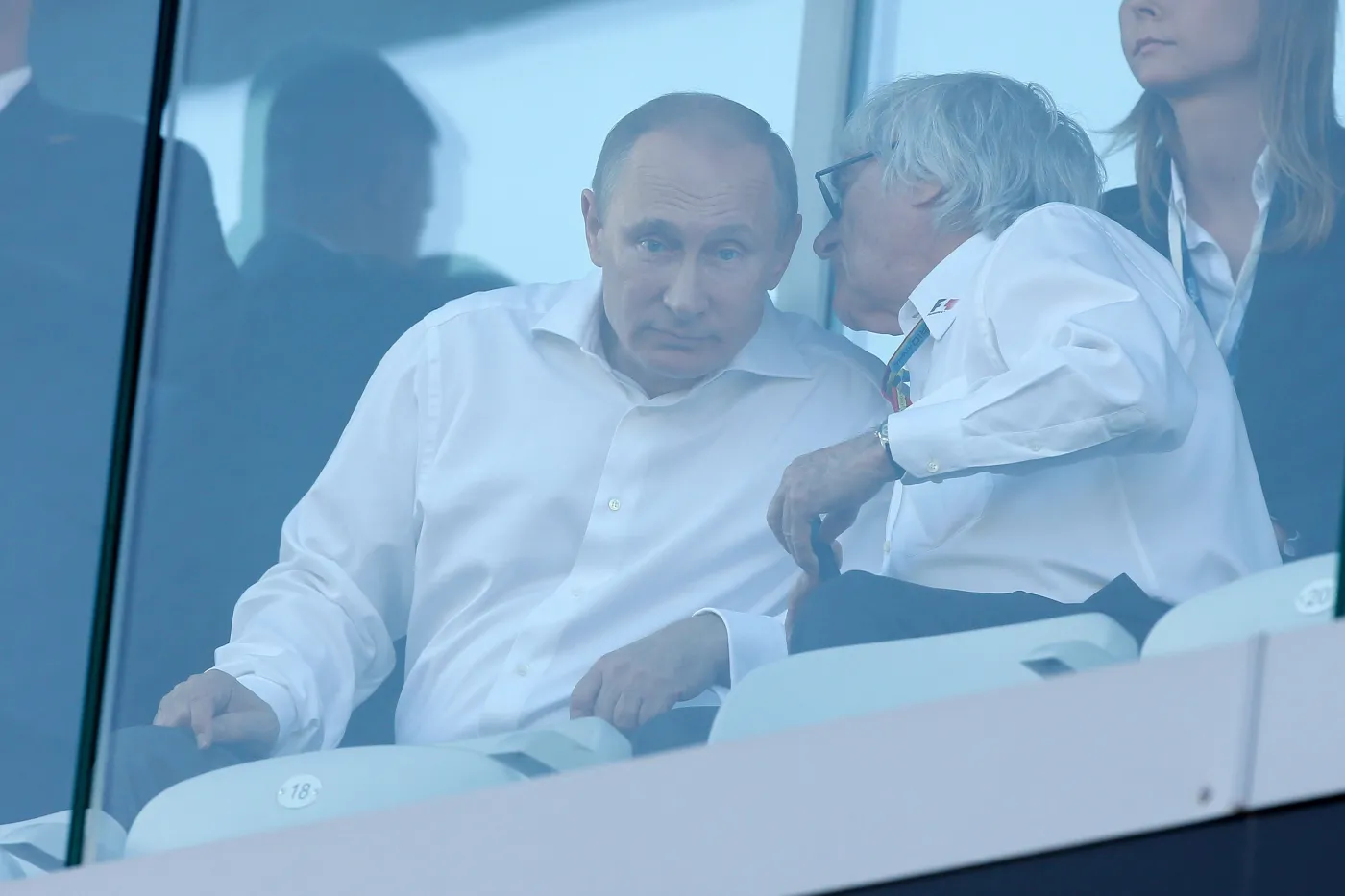 6929939-wladimir-putin-carem-formuly.jpg