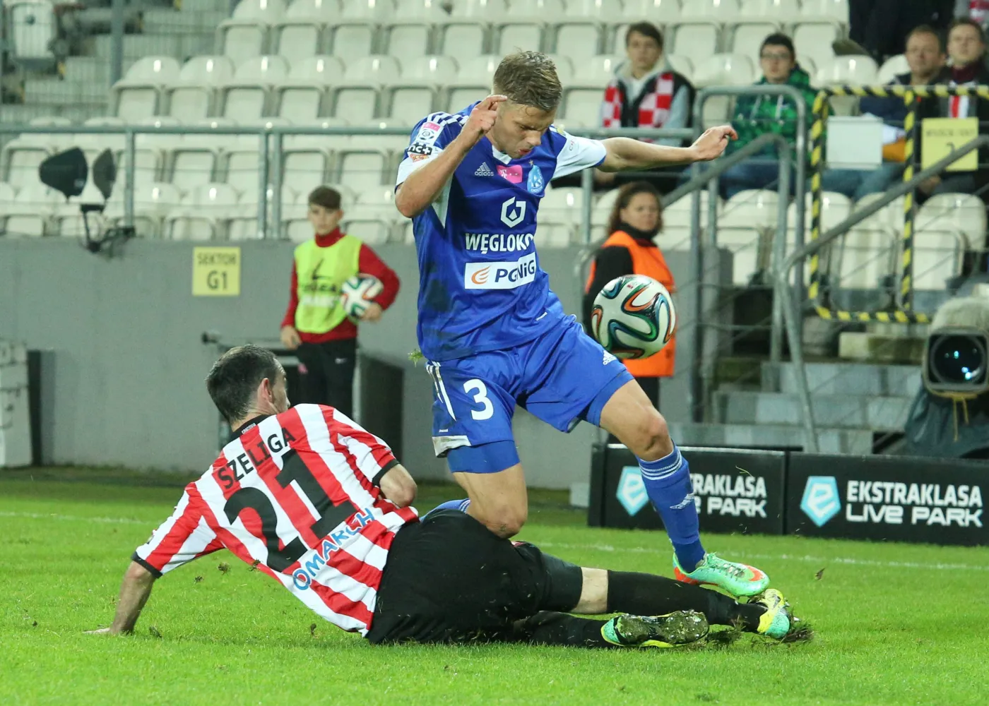 Cracovia gra z Ruchem Chorzów