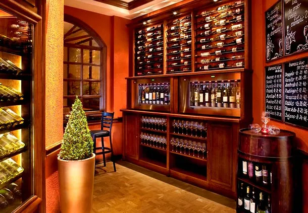6989489-hotel-marriott-w-warszawie.jpg