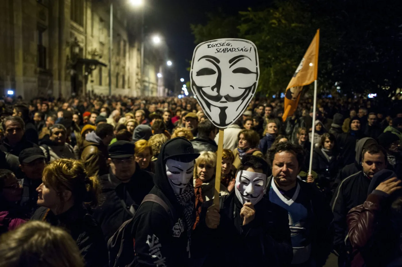 Protest na Węgrzech przeciwko wprowadzeniu podatku od internetu