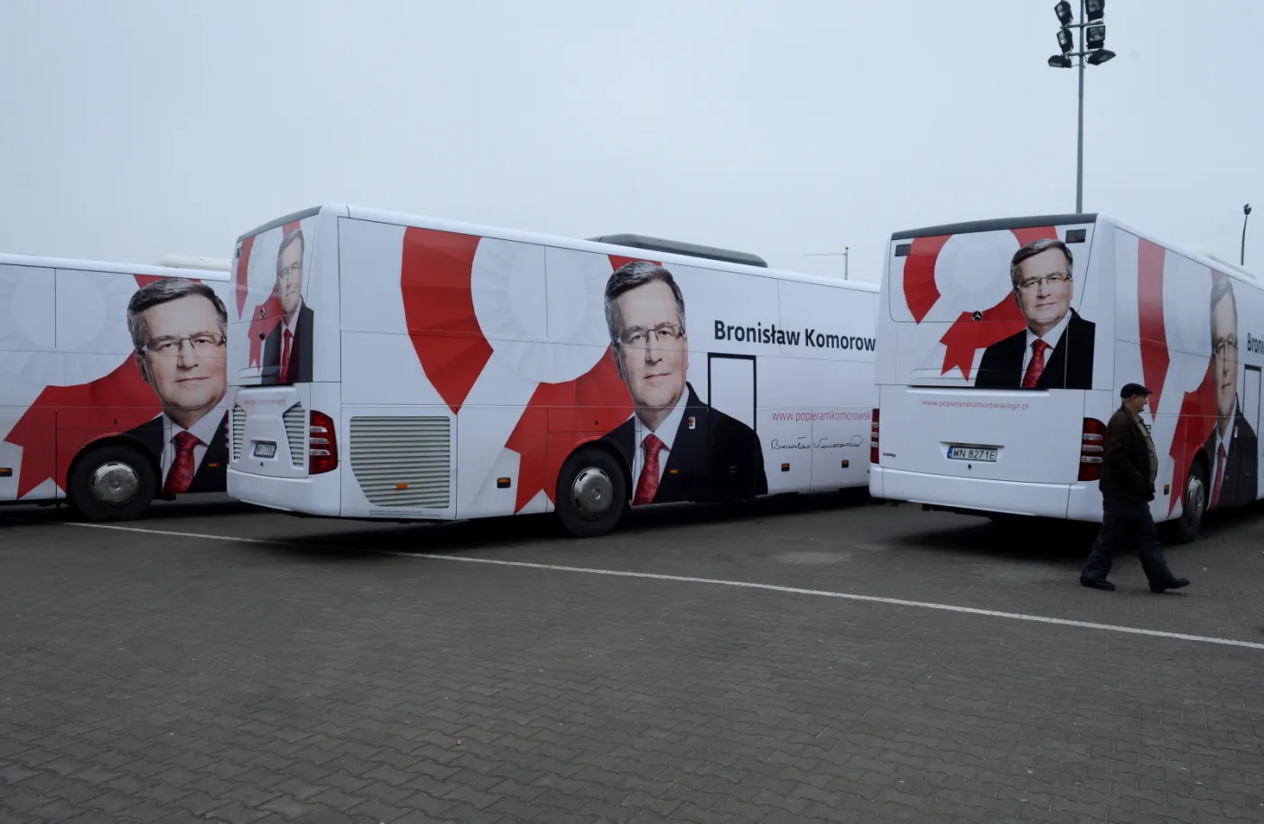 7512524-konwencja-wyborcza-bronislawa.jpg