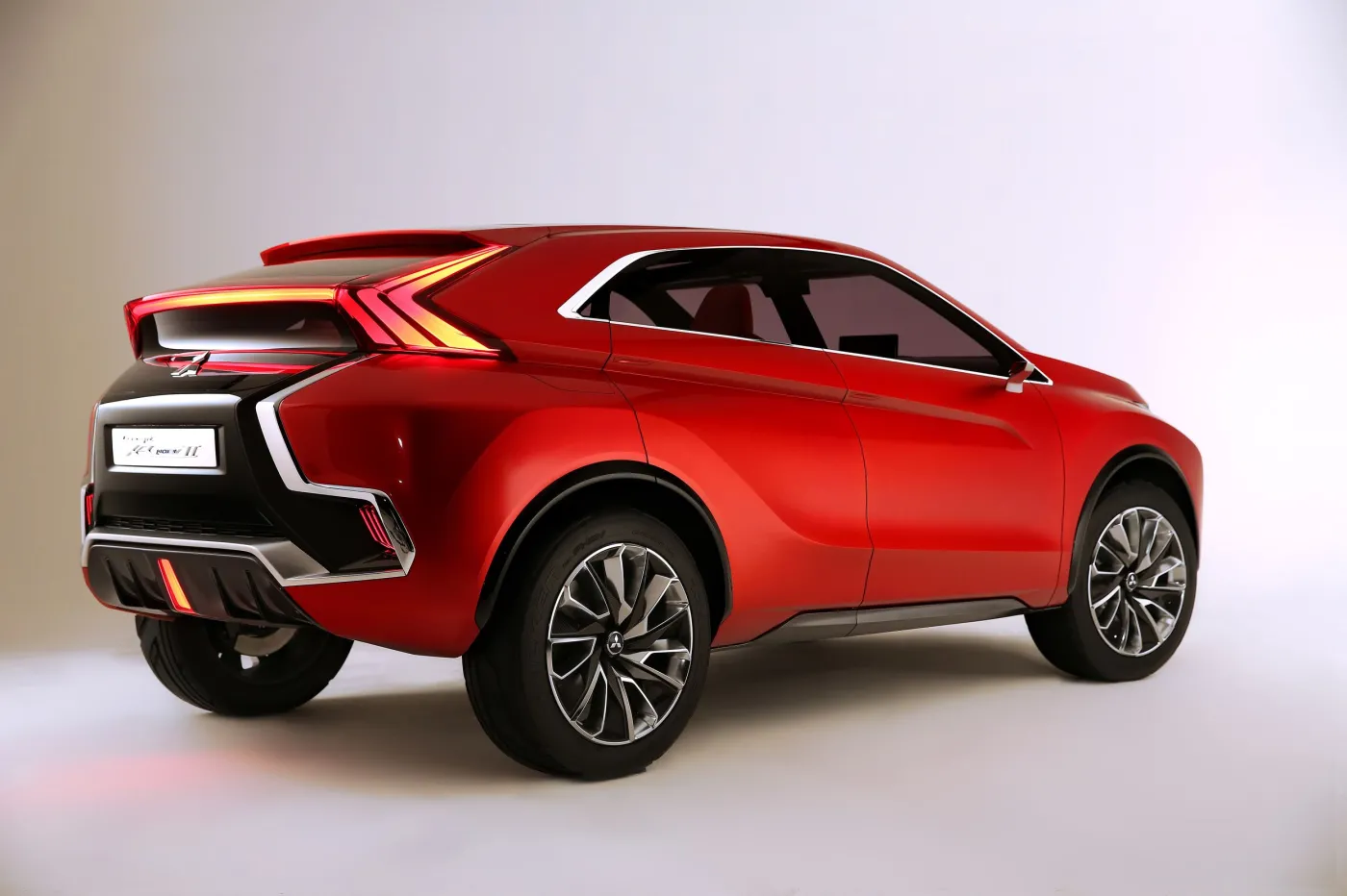 7533144-mitsubishi-concept-xr-phev-ii.jpg