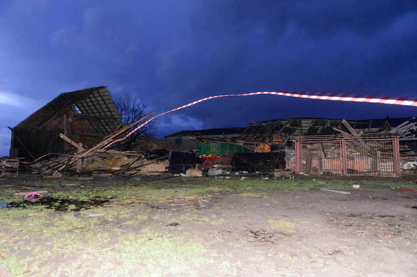7606889-traba-powietrzna-w-olszewie.jpg