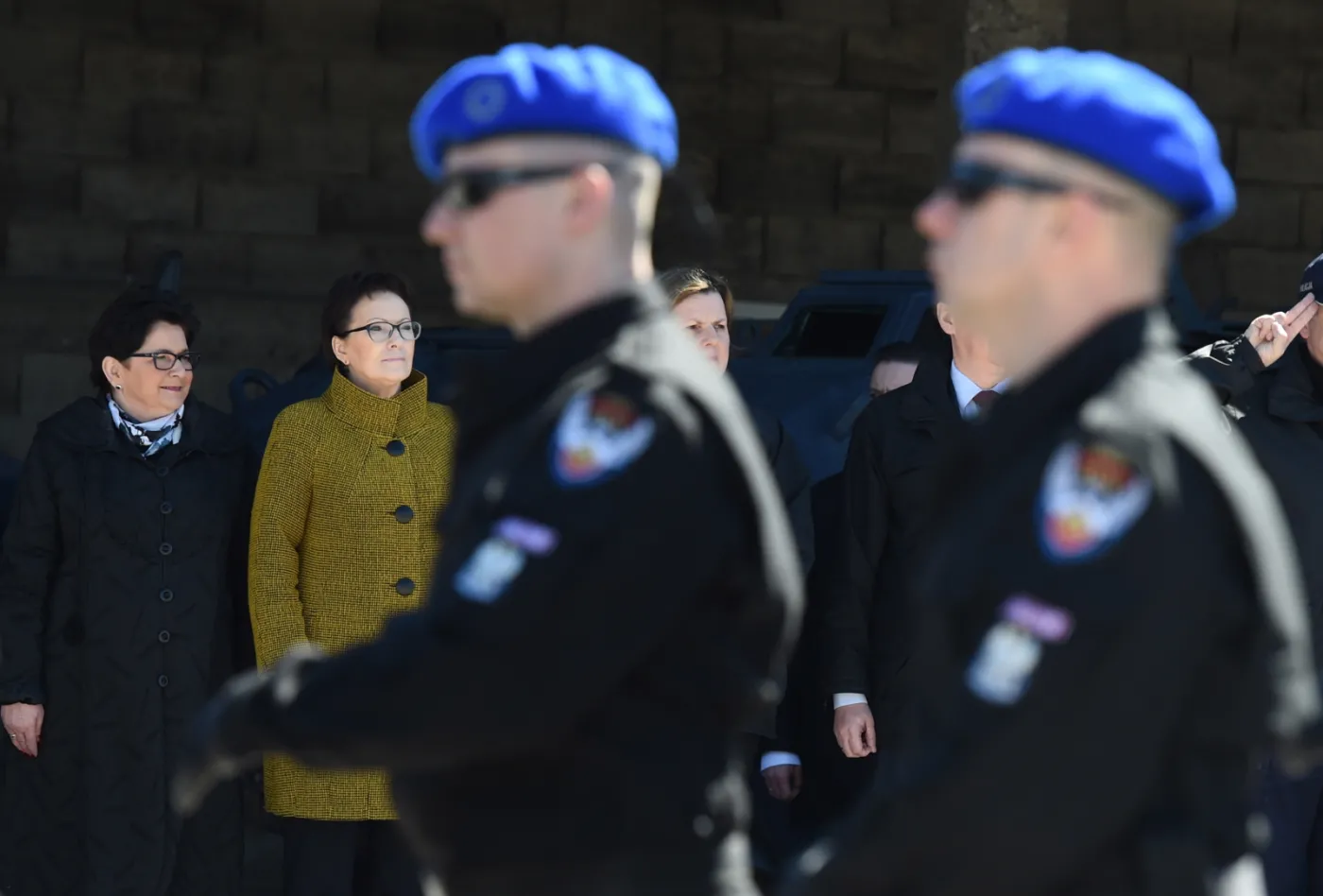 7614199-premier-ewa-kopacz-w-kosowie.jpg