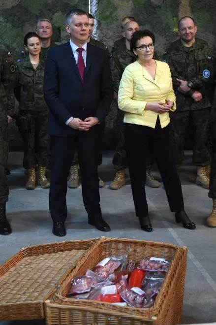 7616952-ewa-kopacz-tomasz-siemoniak.jpg