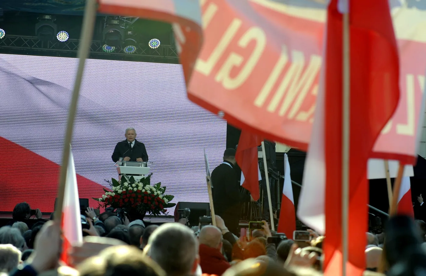 7644690-jaroslaw-kaczynski-przemawial.jpg