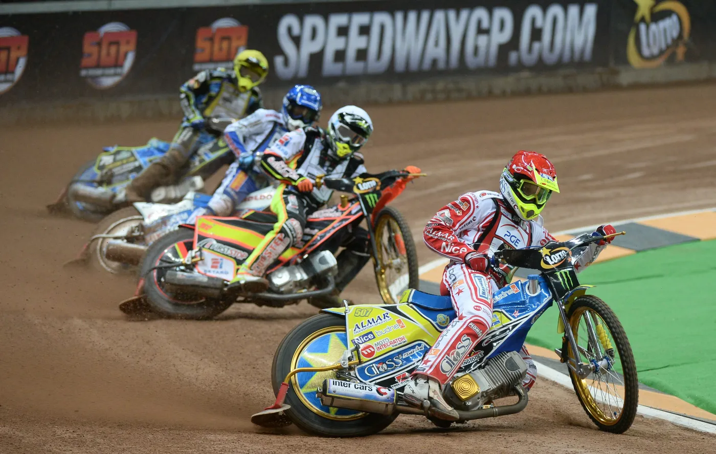 7670141-polak-krzysztof-kasprzak-kask.jpg