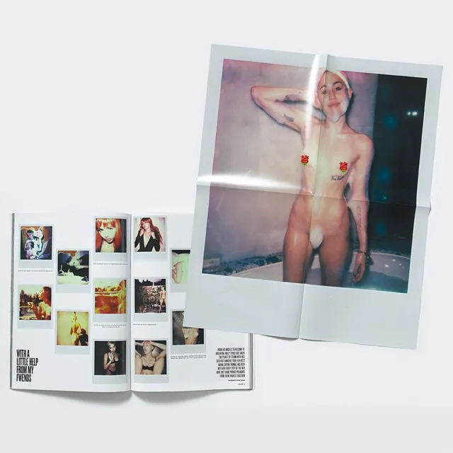 7307017-miley-cyrus-naga-na-zdjeciach.jpg