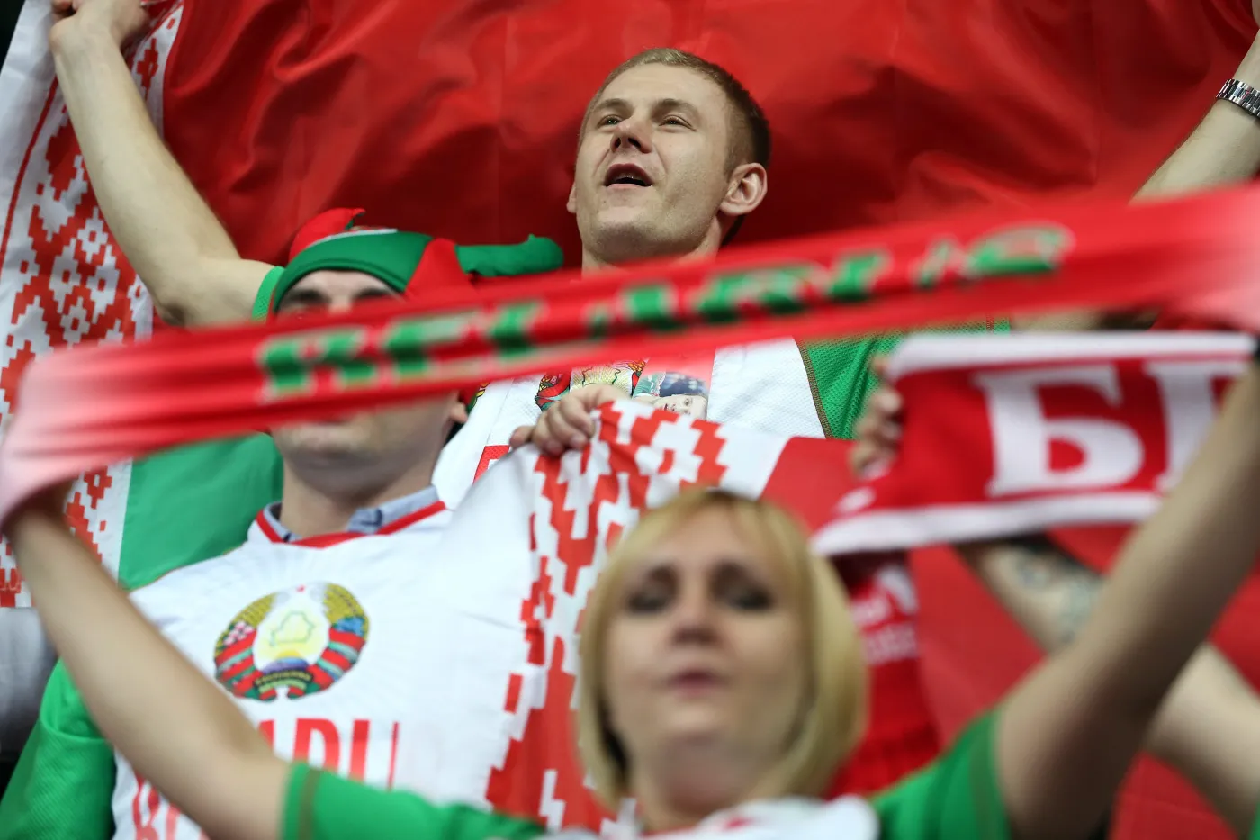 7311106-kibice-na-mundialu-w-katarze.jpg