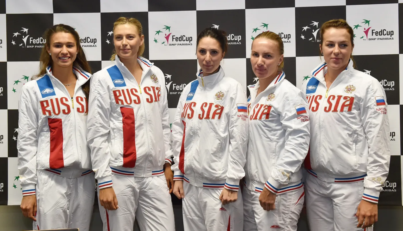 7383819-rosyjskie-tenisistki-od-lewej.jpg