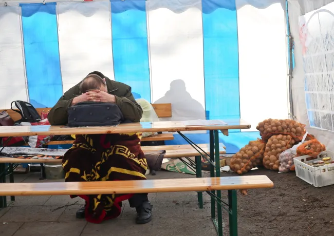 Wyludnione miasteczko. Rolnicy przed KPRM