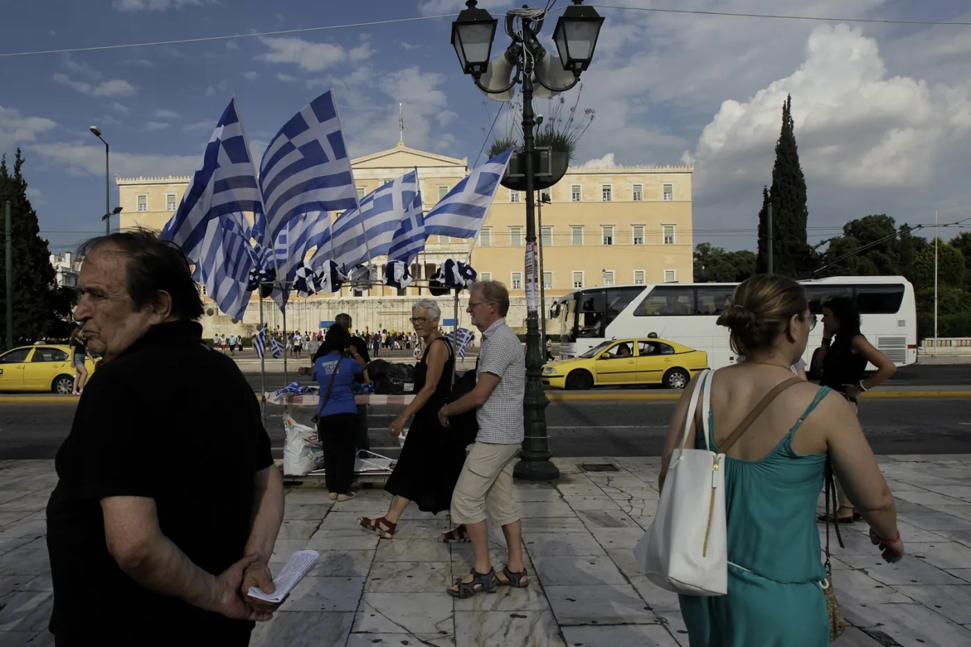 Powrót do drachmy, kontrolowane bankructwo... 6 scenariuszy dla Grecji i Unii Europejskiej