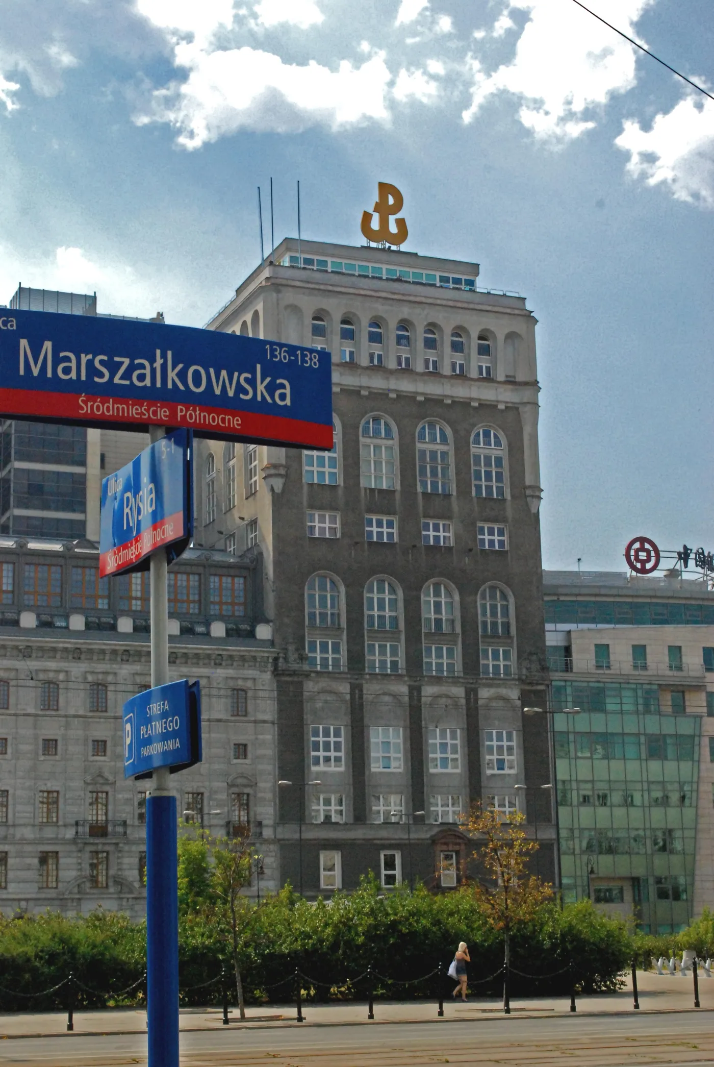 5244209-budynek-past-y-w-warszawie.jpg