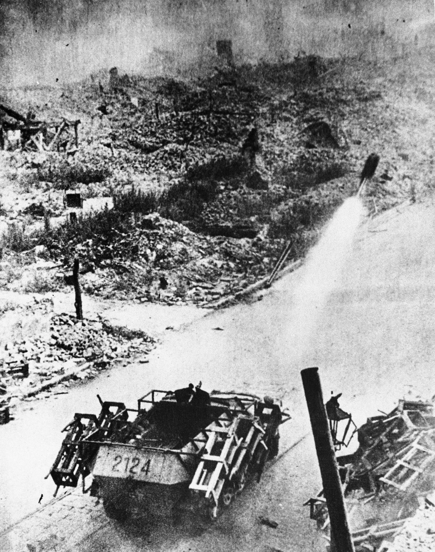 5473700-powstanie-warszawskie-1944.jpg