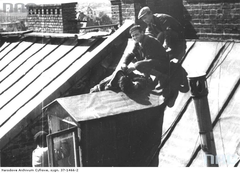 5473121-powstanie-warszawskie-1944.jpg