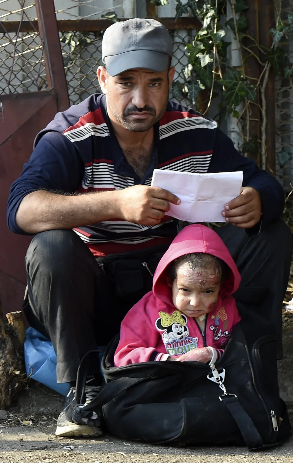 8053253-nielegalni-imigranci-w-syrii.jpg