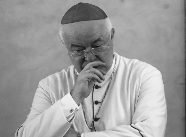 Józef Wesołowski nie żyje. Zmarł były arcybiskup oskarżony o czyny pedofilskie