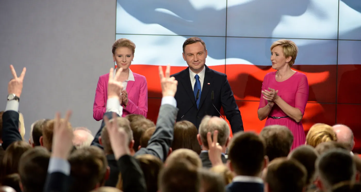 7751787-andrzej-duda-z-zona-i-corka.jpg