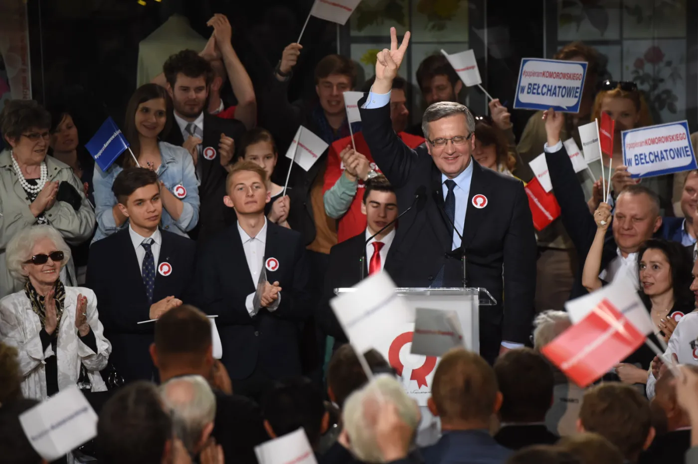 Bronisław Komorowski w czasie spotkania z wyborcami w Łodzi