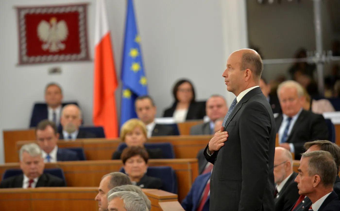 8415720-konstanty-radziwill-ma-zostac.jpg
