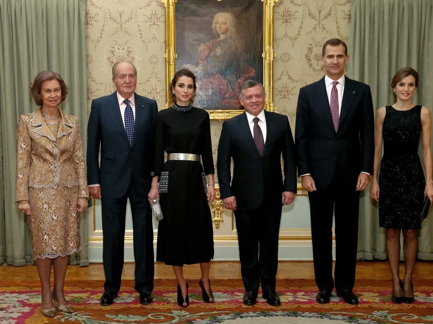 8451425-hiszpanska-rodzina-krolewska.jpg