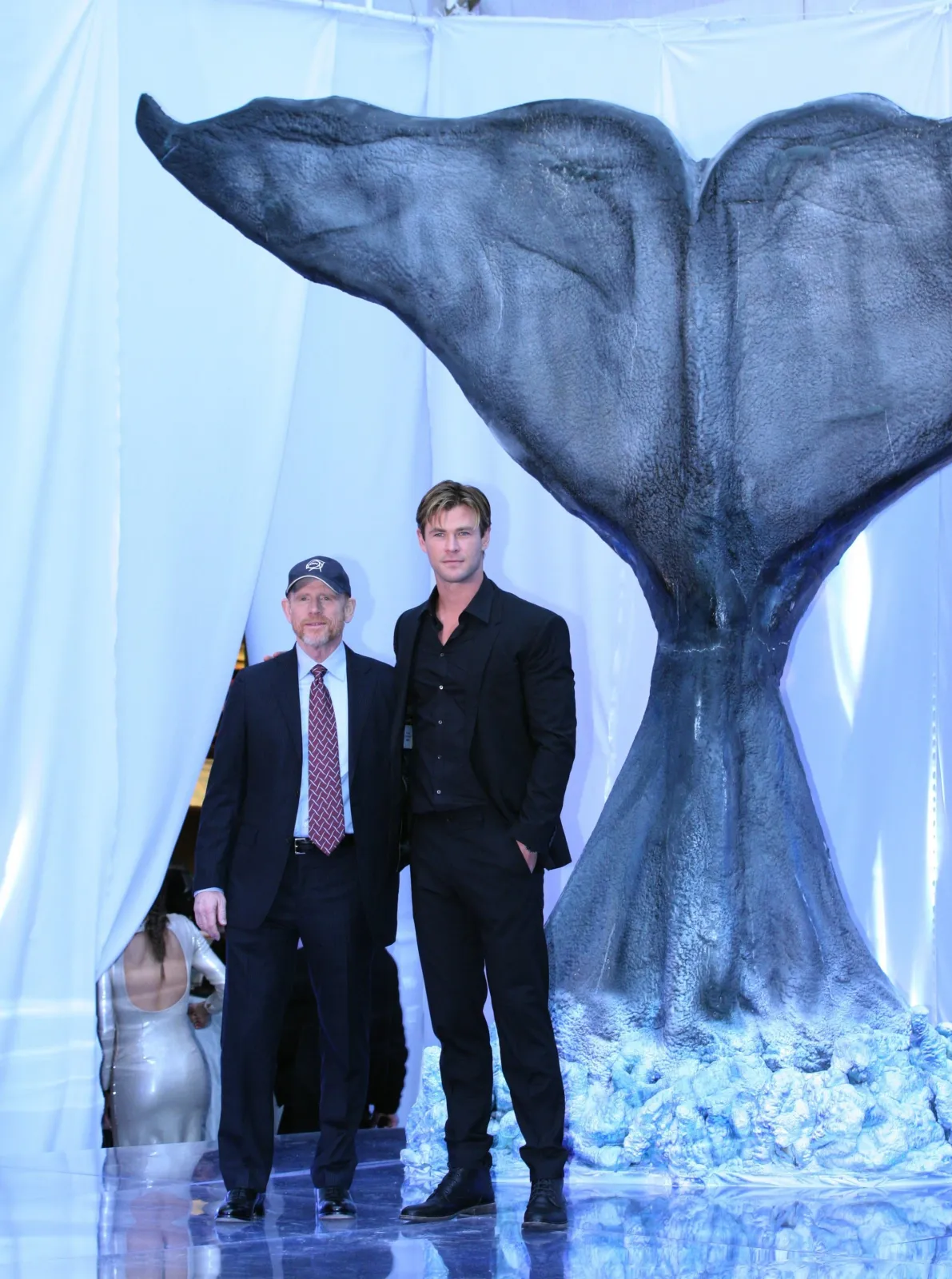 8466063-chris-hemsworth-i-rezyser-ron.jpg