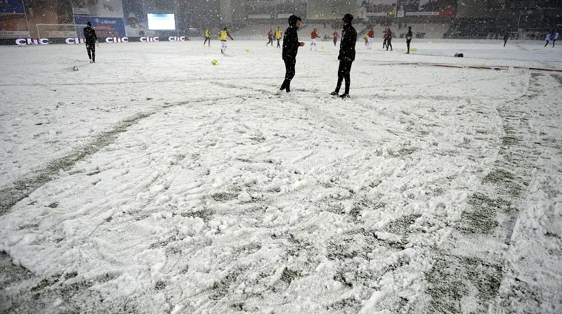 8480430-zasniezony-stadion-termaliki.jpg