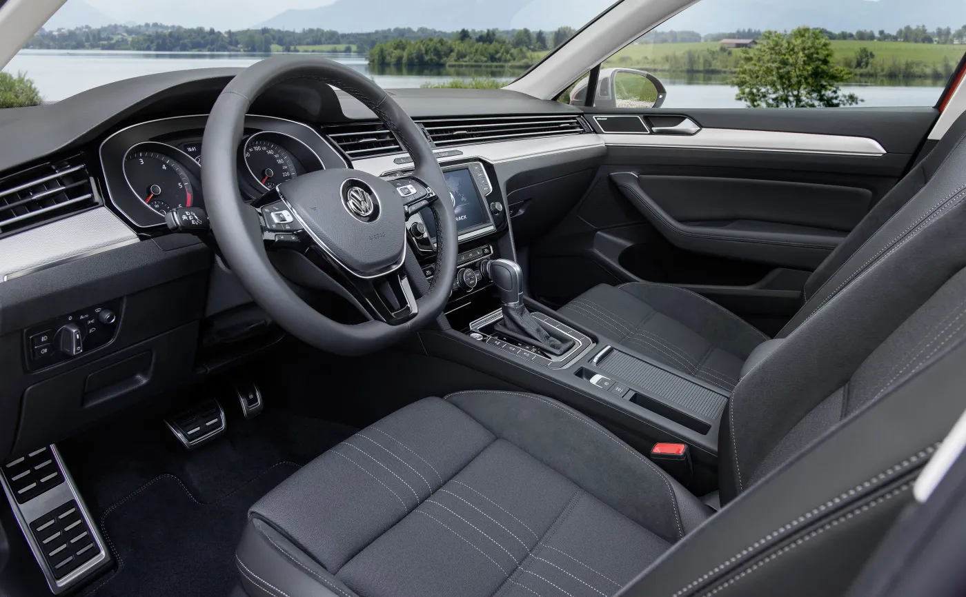8510461-volkswagen-passat-alltrack.jpg