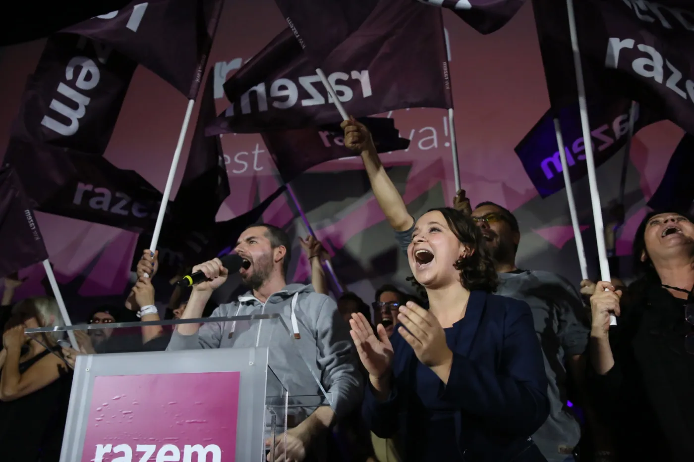 8516184-wieczor-wyborczy-partii-razem.jpg