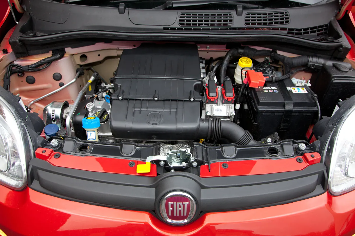 5054676-875cc-two-cylinder-turbo-cng.jpg