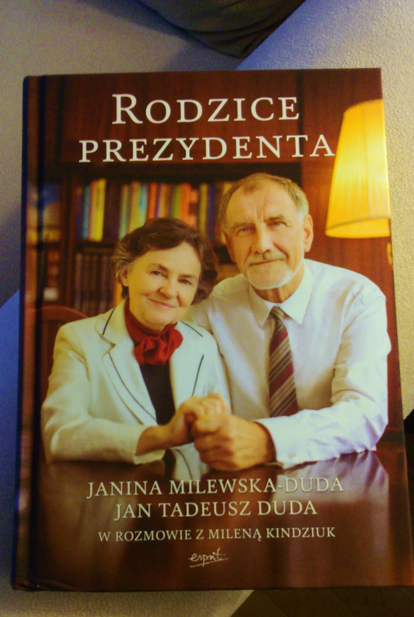 8561420-ksiazka-rodzice-prezydenta.jpg