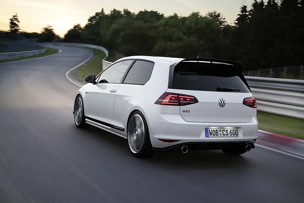 8194129-volkswagen-golf-gti-clubsport.jpg
