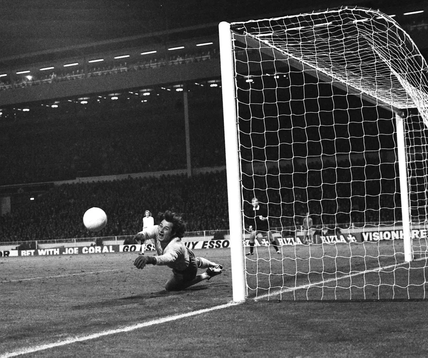8324465-mecz-polska-anglia-na-wembley.jpg