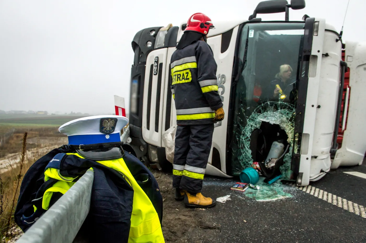 8342330-wypadek-na-autostradzie-a1.jpg