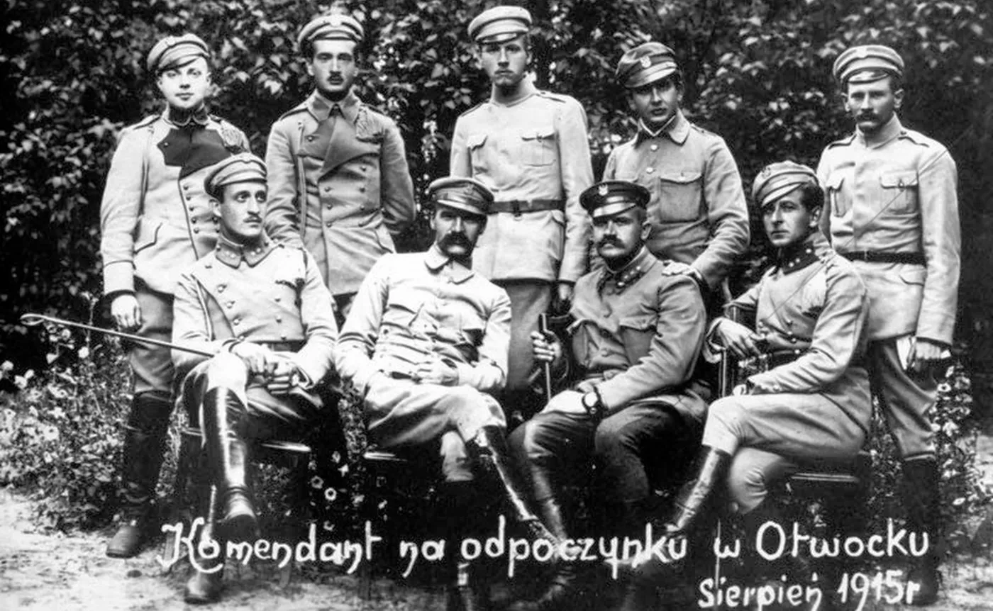 Józef Piłsudski "na odpoczynku w Otwocku", sierpień 1915 r.