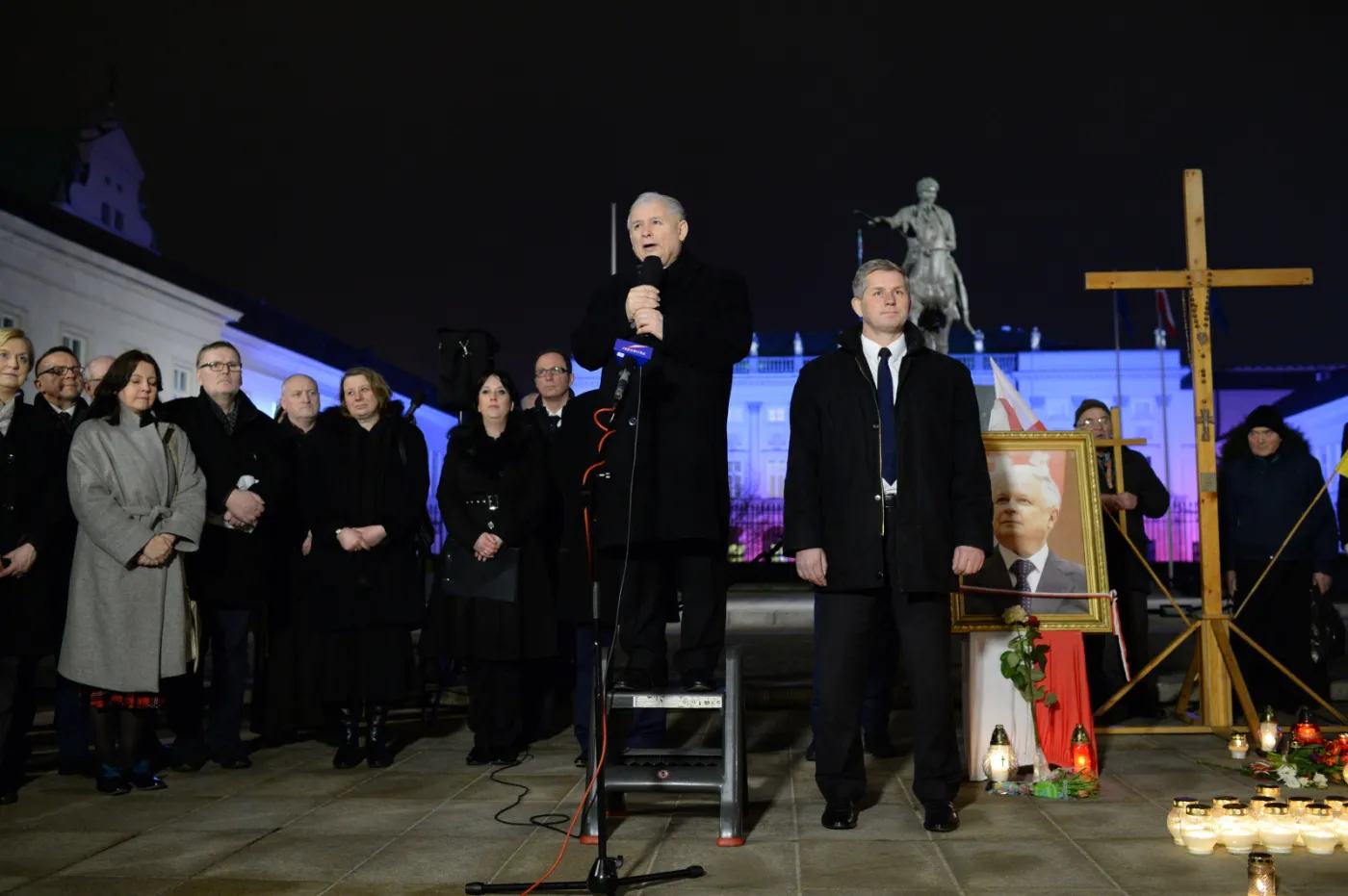 8825918-prezes-pis-jaroslaw-kaczynski.jpg