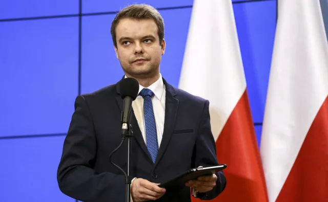 Rzecznik rządu: Komisja Wenecka nie jest wyrocznią, to do polskich władz należy decyzja